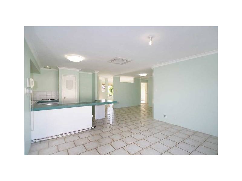 7 Bindoon Loop, Huntingdale WA 6110