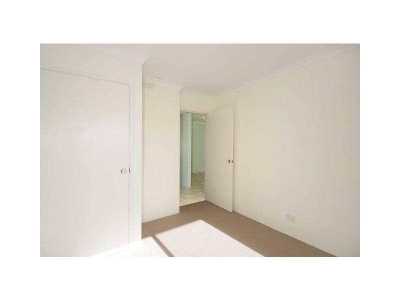 7 Bindoon Loop, Huntingdale WA 6110