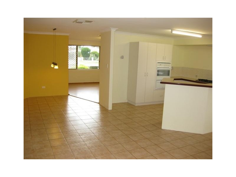 99 Huntingdale Road, Huntingdale WA 6110