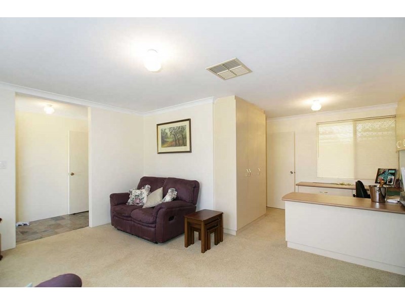 4  Kettering Way, Huntingdale WA 6110