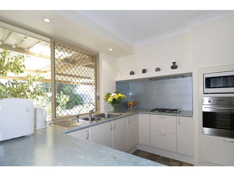 4  Kettering Way, Huntingdale WA 6110