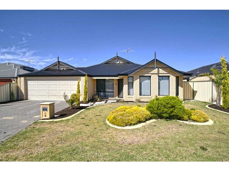 8  Glasgow Way, Seville Grove WA 6112