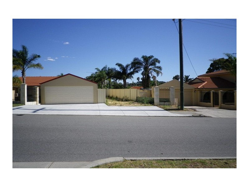 15B Kardinya Rd, Kardinya WA 6163