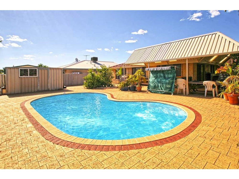 107 Lauterbach Drive, Gosnells WA 6110