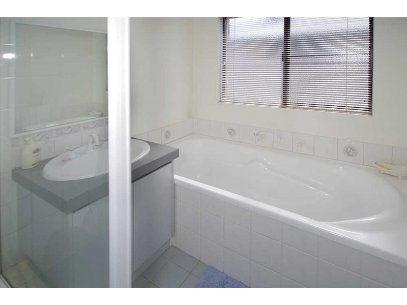 107 Lauterbach Drive, Gosnells WA 6110