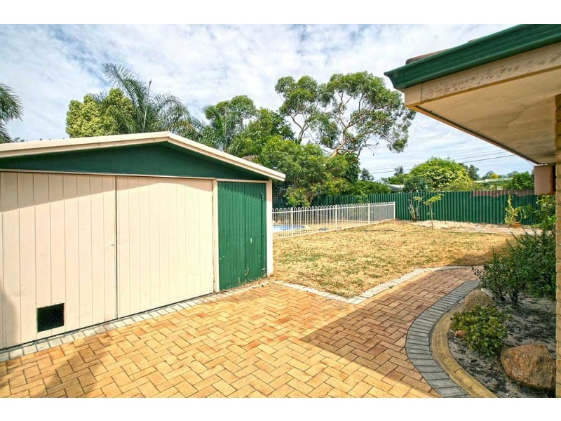 3 Kingsford Way, Huntingdale WA 6110