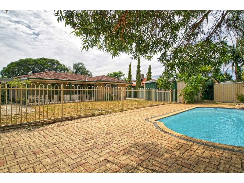 3 Kingsford Way, Huntingdale WA 6110