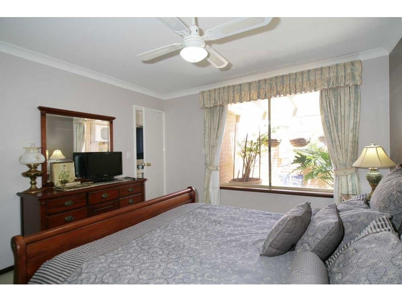 10 Camelot Court, Thornlie WA 6108