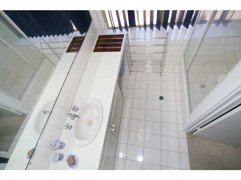 10 Camelot Court, Thornlie WA 6108