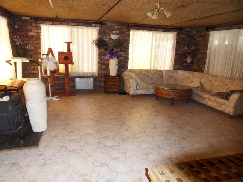 19 Victoria Road, Kenwick WA 6107