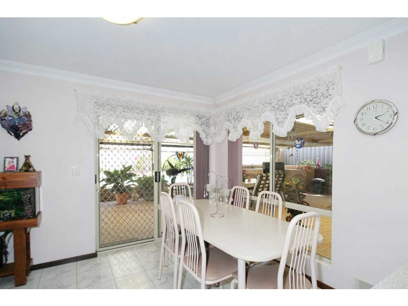 14 Aster Court, Thornlie WA 6108