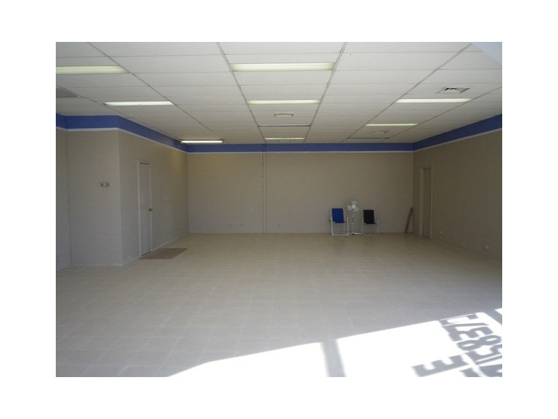 1/6 Binley Place, Maddington WA 6109