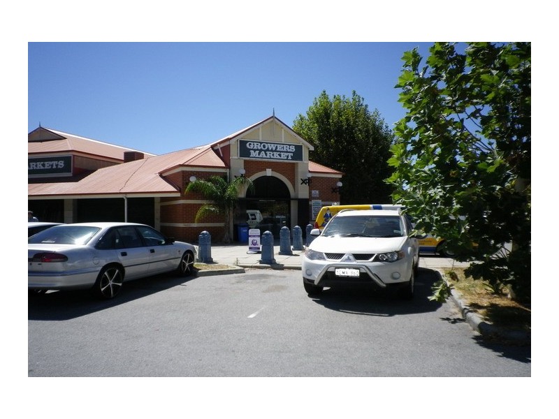 25 Aston Way, Gosnells WA 6110