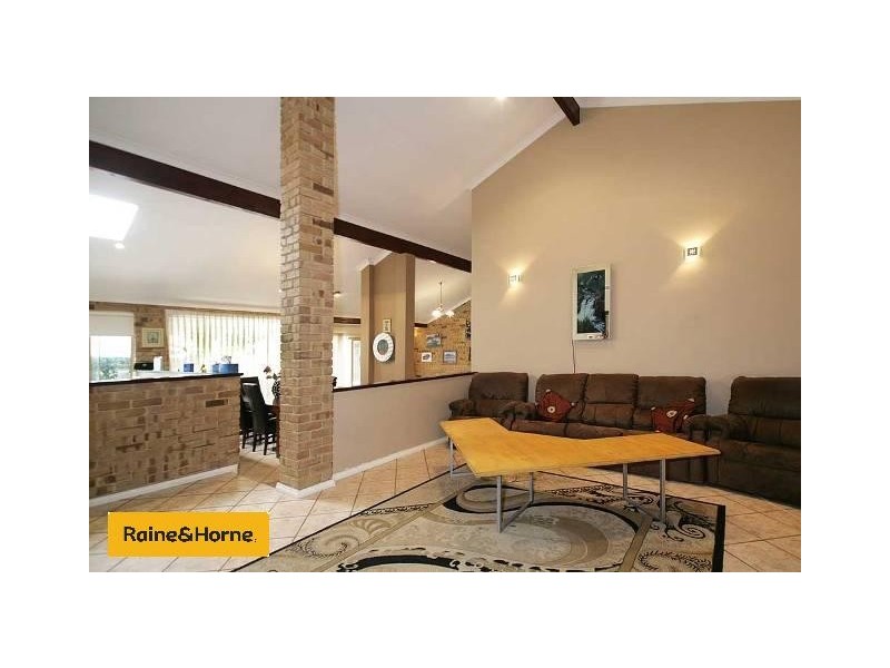 5 Jomar Court, Gosnells WA 6110