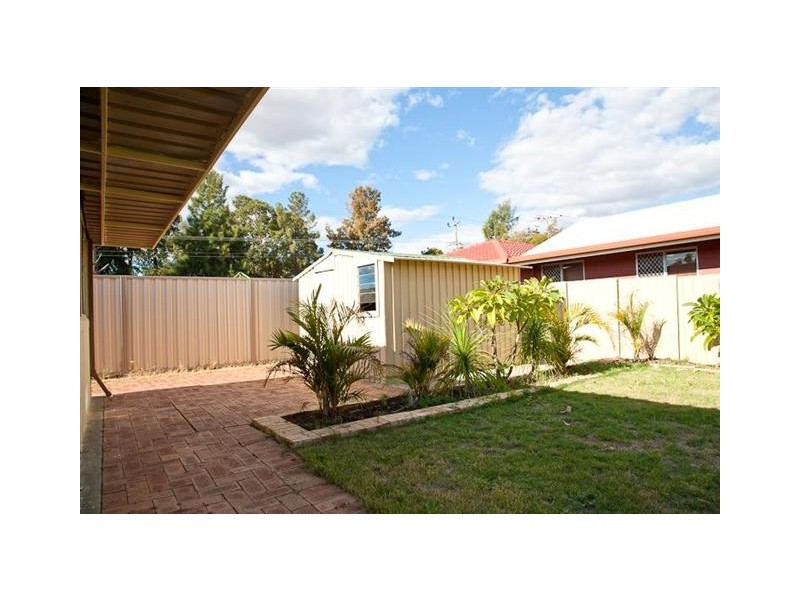 2B Anaconda Drive, Gosnells WA 6110