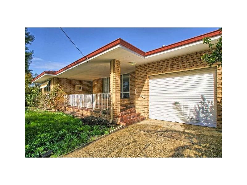 7 Nethercott Street, Huntingdale WA 6110