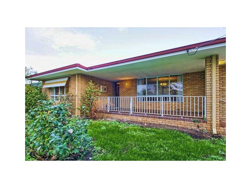 7 Nethercott Street, Huntingdale WA 6110