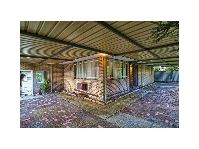 7 Nethercott Street, Huntingdale WA 6110