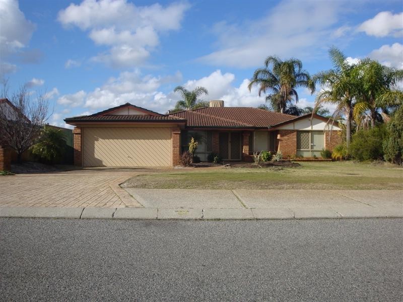 21 Timbercrest Road, Thornlie WA 6108