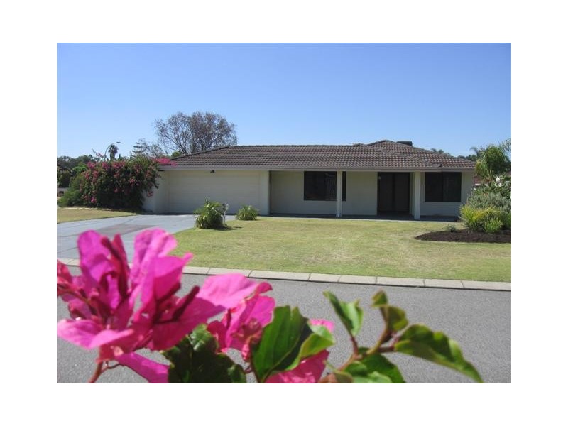 43 Challenger Drive, Thornlie WA 6108