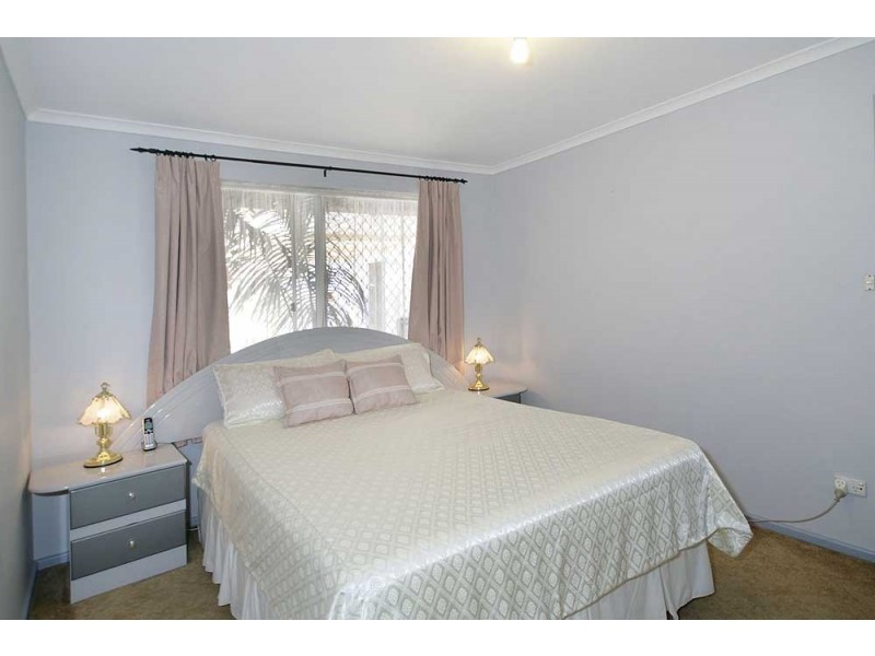5 Durnsford Way, Camillo WA 6111