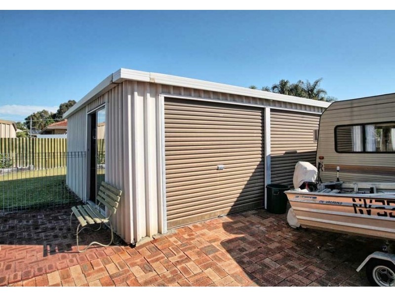 5 Durnsford Way, Camillo WA 6111