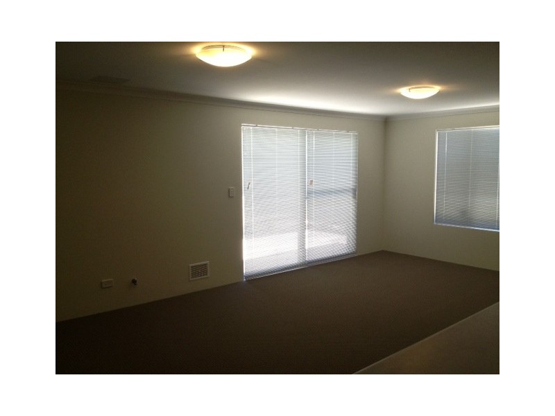 14, 19 Serls Street, Armadale WA 6112