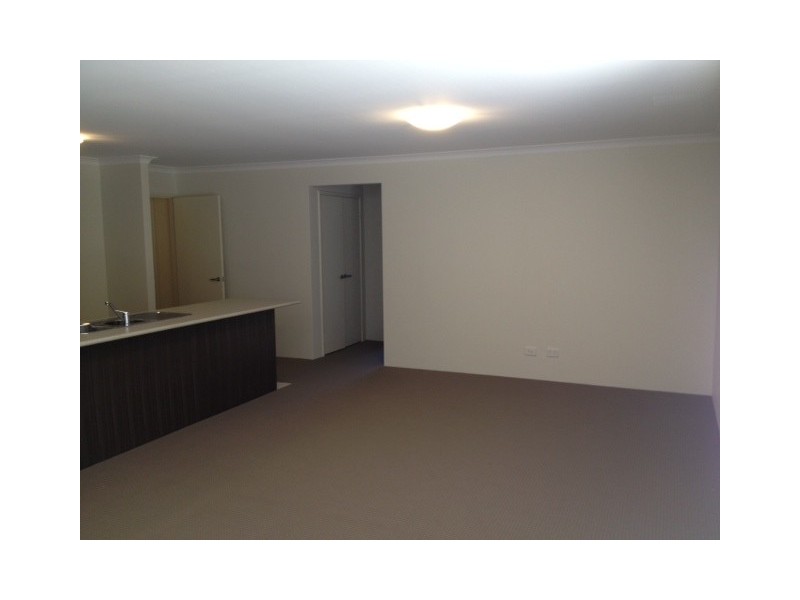 14, 19 Serls Street, Armadale WA 6112