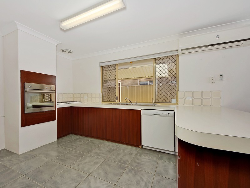 16 Wilga Street, Maddington WA 6109