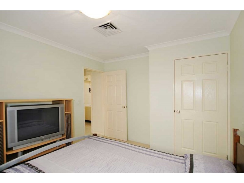 39 Sugarwood Drive, Thornlie WA 6108