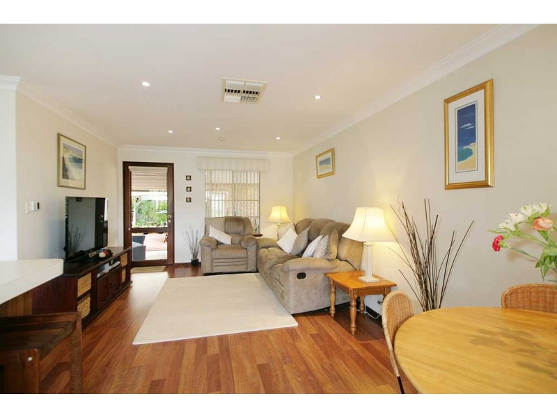 17 Jade Street, Mount Richon WA 6112