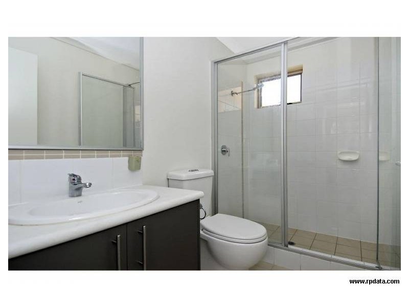 4, 42 Merrifield Avenue, Kelmscott WA 6111