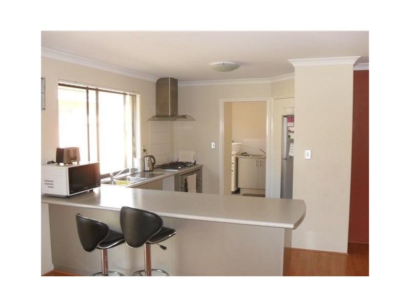 26 Tulip Way, East Cannington WA 6107