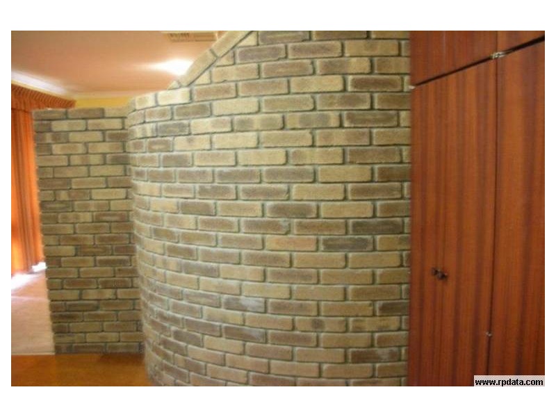 10 Meuller Way, Thornlie WA 6108