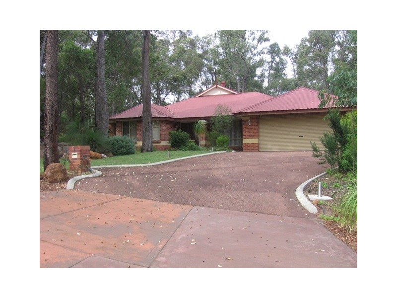 7 Protector Grove, Roleystone WA 6111