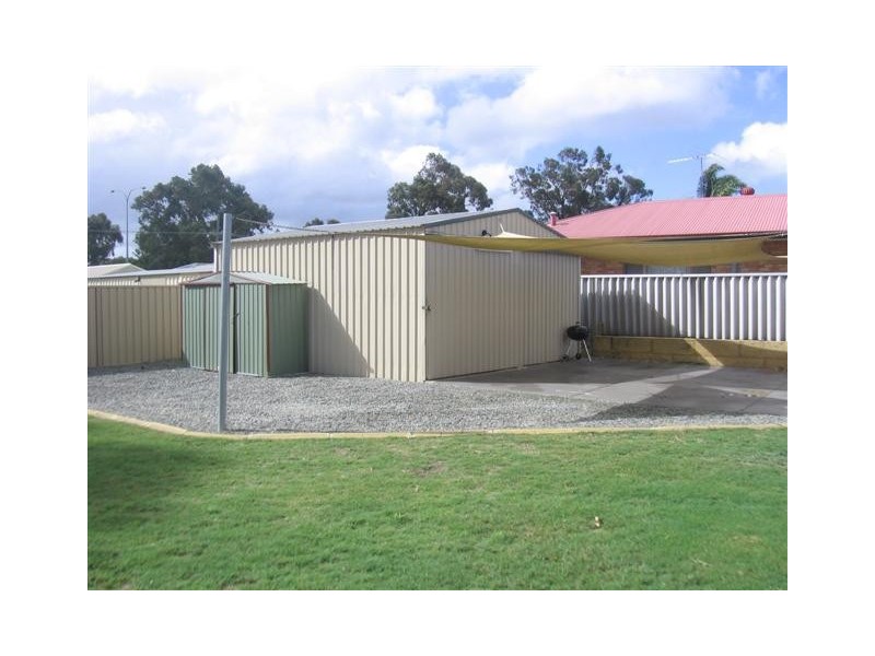 3 Carey Place, Gosnells WA 6110