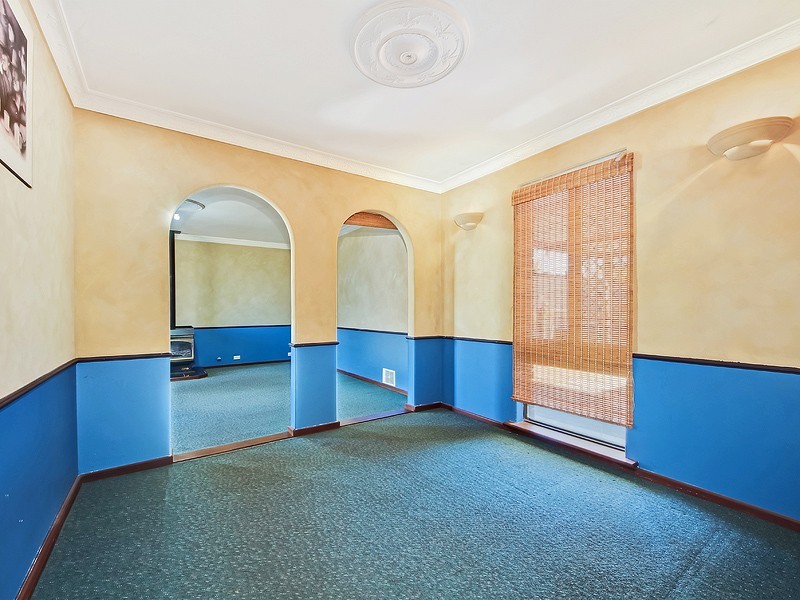 61 Lyrebird Way, Thornlie WA 6108