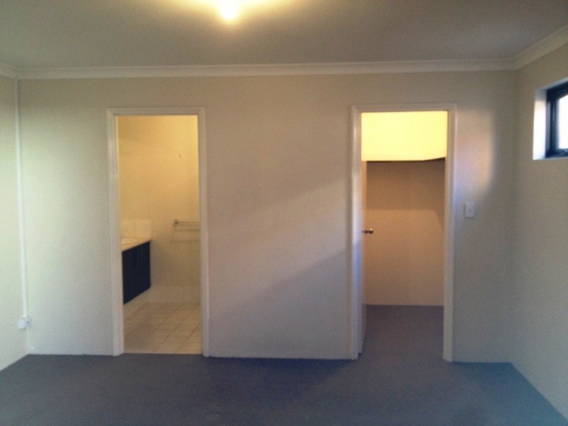 23 Wittenoom Road, High Wycombe WA 6057