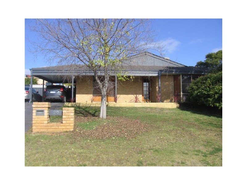 20 Honeysuckle Place, Thornlie WA 6108