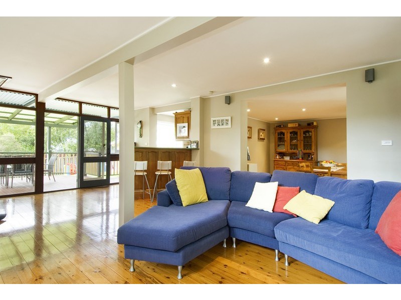 60 Kokoda Cres, Beacon Hill NSW 2100