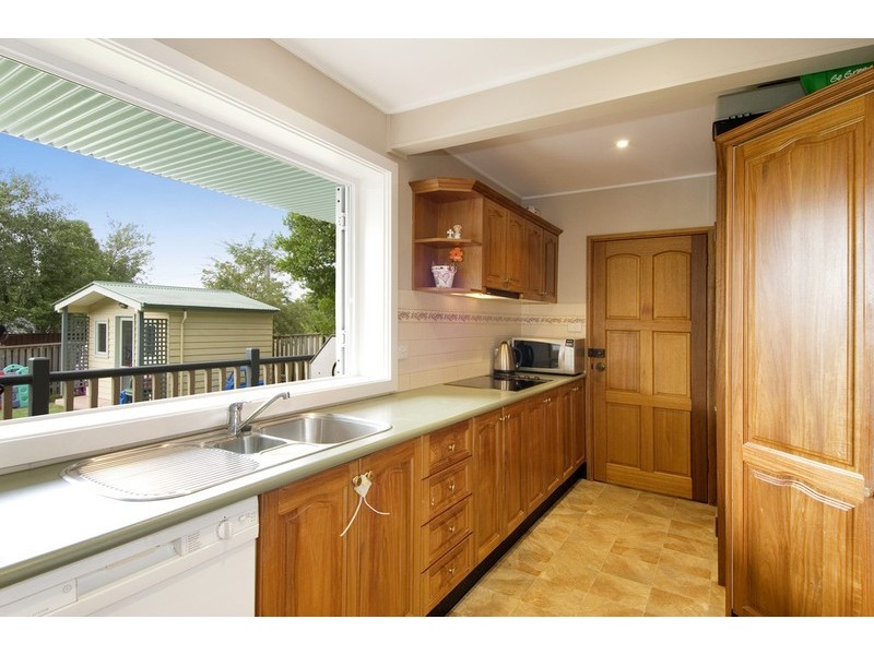 60 Kokoda Cres, Beacon Hill NSW 2100