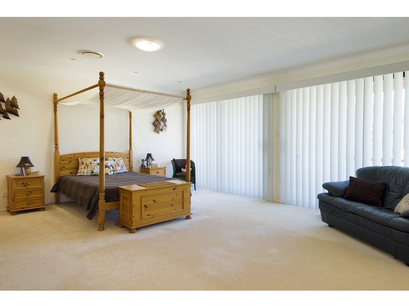 1 Cedar Grove, Frenchs Forest NSW 2086