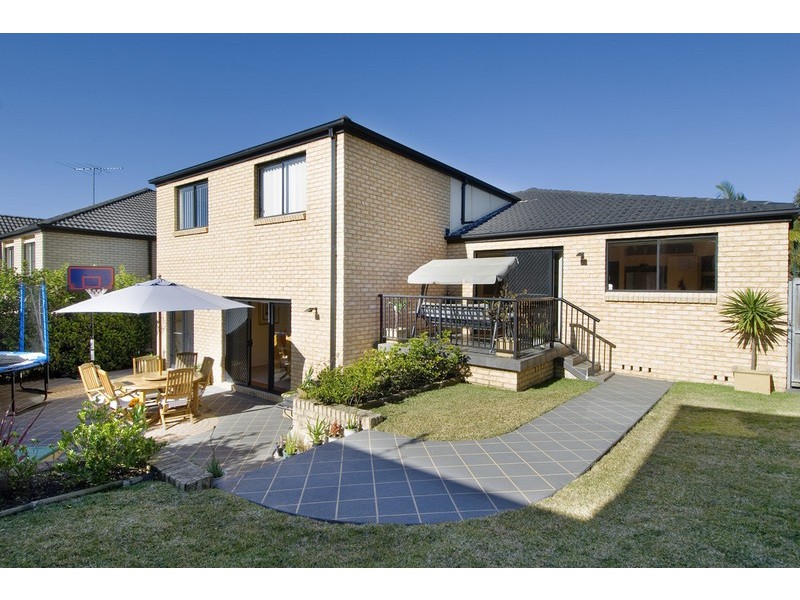 1 Cedar Grove, Frenchs Forest NSW 2086