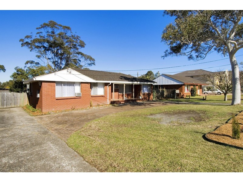 9 Cannons Parade, Forestville NSW 2087
