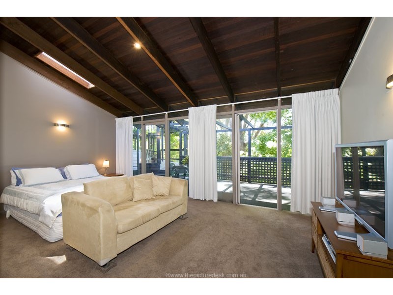 8 Epping Drive, Frenchs Forest NSW 2086