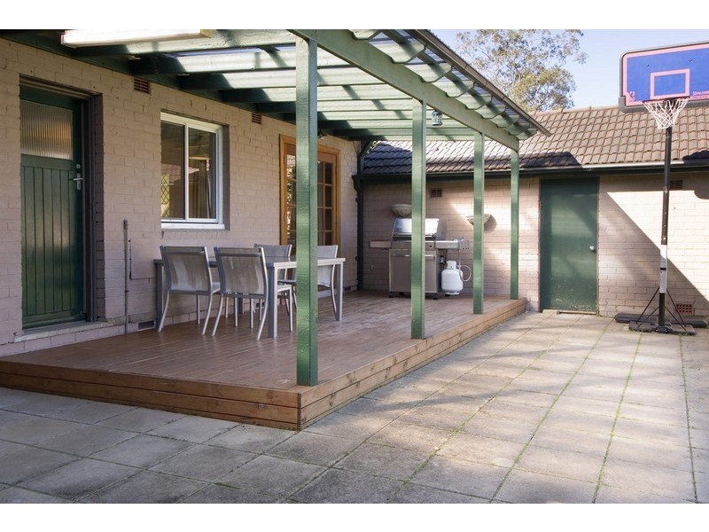 215 Warringah Road, Beacon Hill NSW 2100