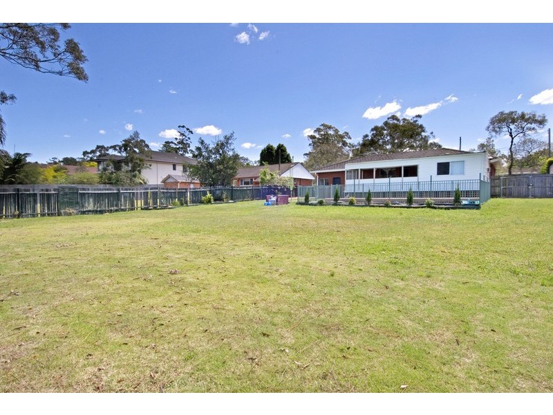 9 Cannons Parade, Forestville NSW 2087