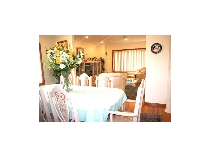 West Hoxton NSW 2171