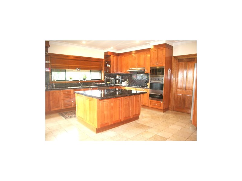 West Hoxton NSW 2171