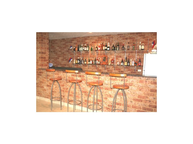 West Hoxton NSW 2171